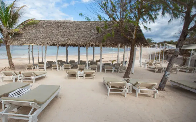AHG Lion Beach Resort