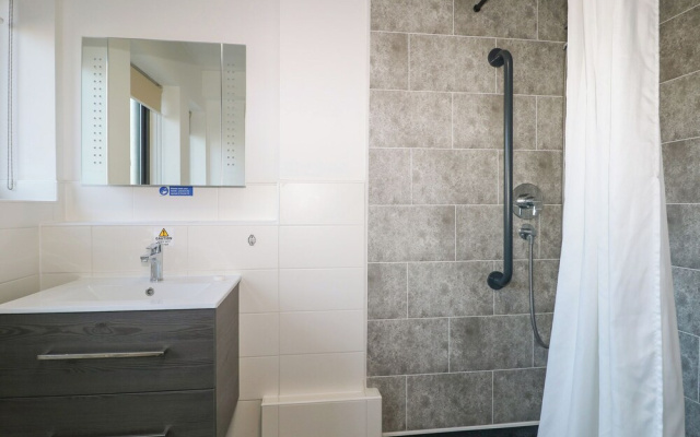Marine Court Suite