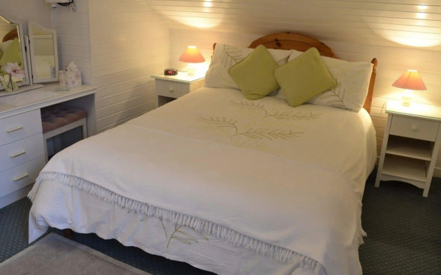 Lindisfarne House - Guest house