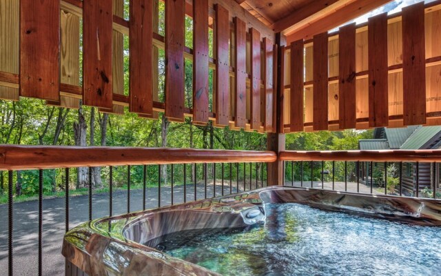 Arrowhead Lodge by Vtrips