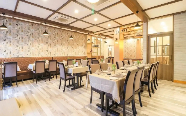 Hotel Suraj Palace