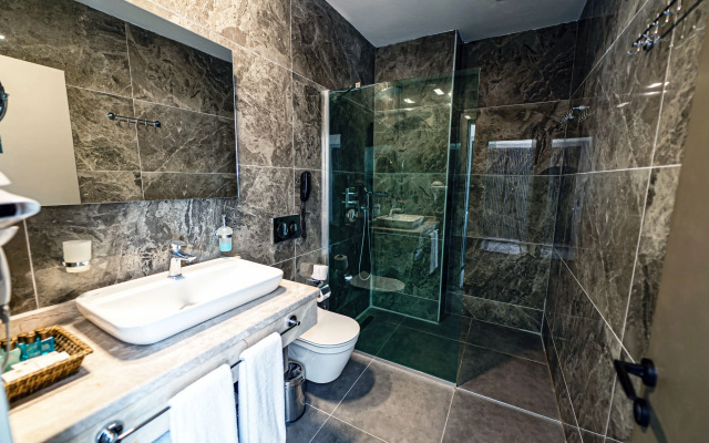 Assos Dove Resort & Spa Hotel