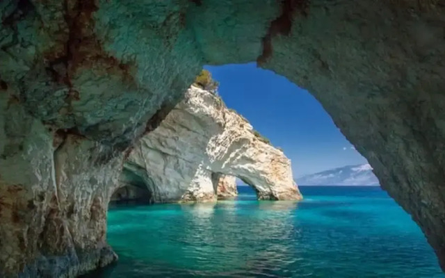 Zante s Azure Nest - Serene Summer Getaway