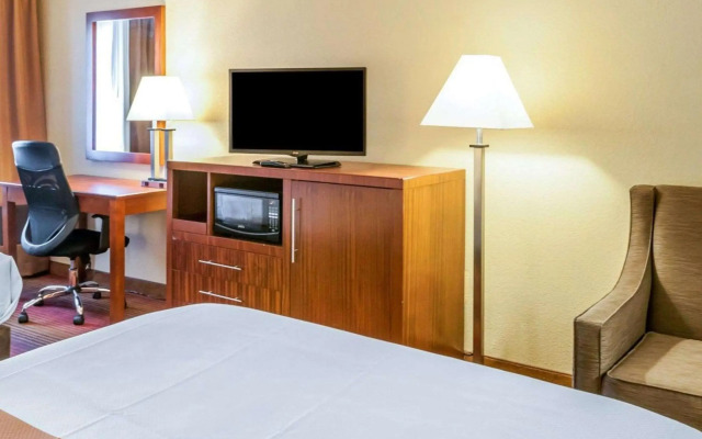 Quality Inn & Suites Albuquerque West