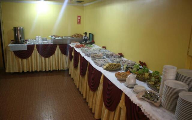 Oz Cakir Hotel