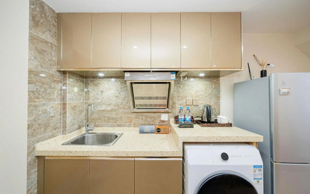 Shanghai Sealed Serviced apartment