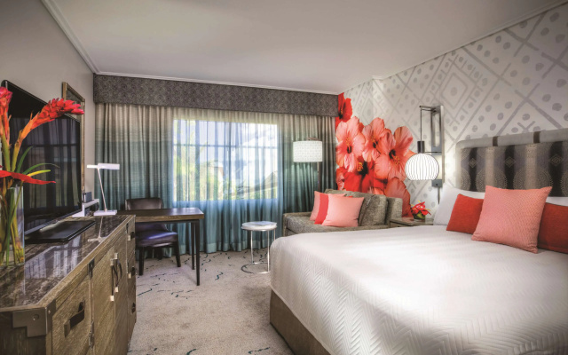 Loews Royal Pacific Resort at Universal Orlando - Image 3