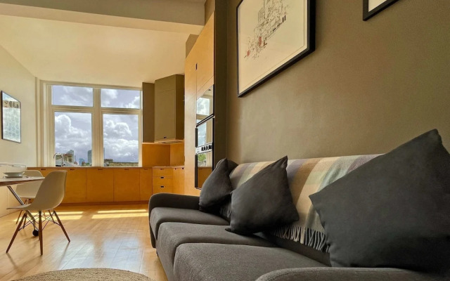 Quirky and Modern Clerkenwell Apartment