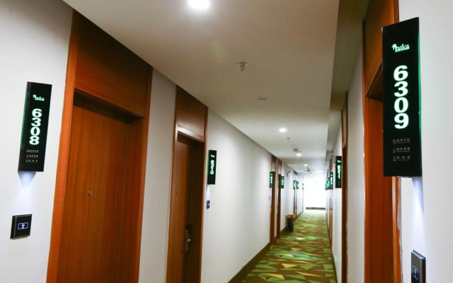 Vatica Shanghai Jinshan District Jinshan Guojishangmaocheng Weihong Road Hotel