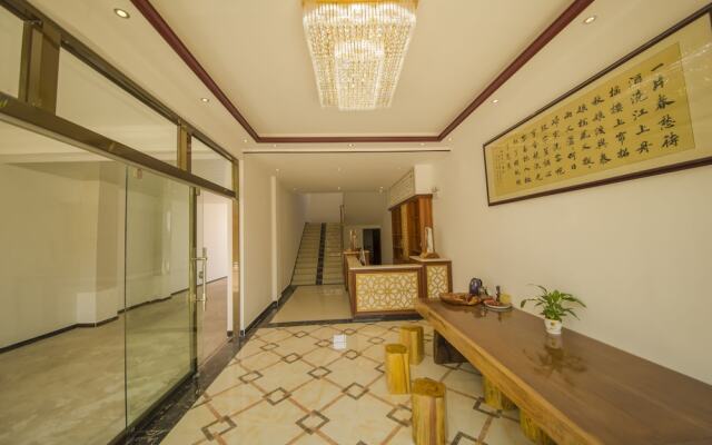 LV QI Hotel