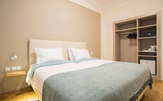 V Hotel Delphi