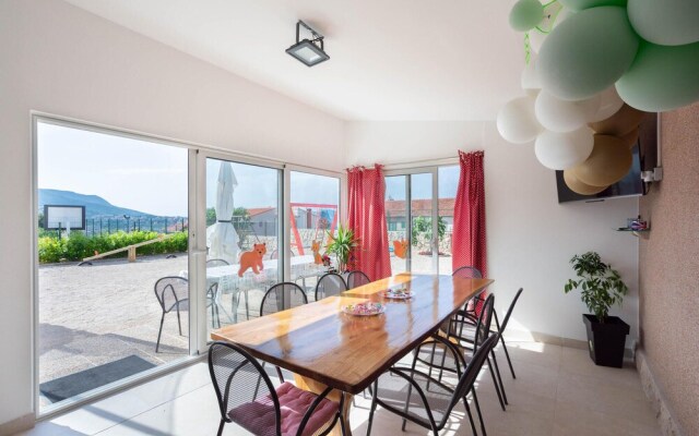 Beautiful Home in Split With Wifi and 3 Bedrooms