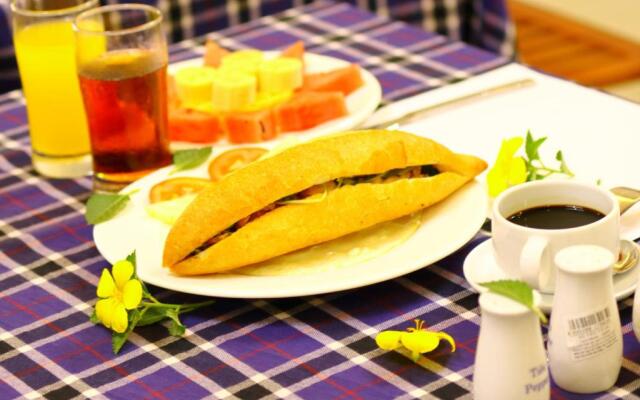 Gold Stone Homestay Hoi An