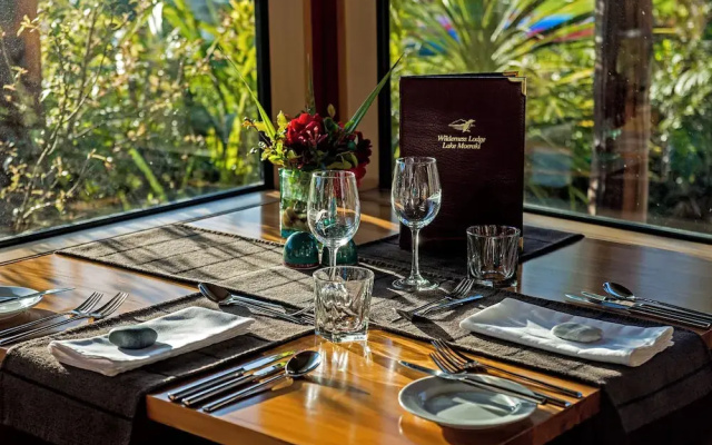 Wilderness Lodge Lake Moeraki