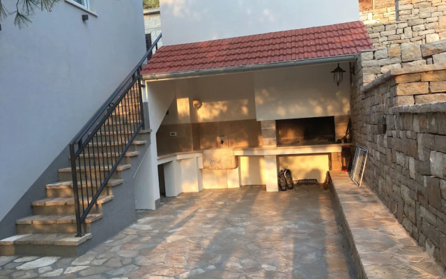 House Kupina