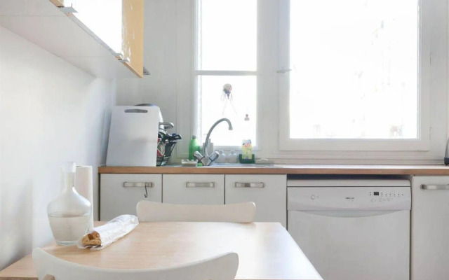 Modern Studio Center of Paris - Smartrenting