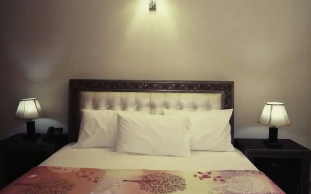 Royal Galaxy Guest House