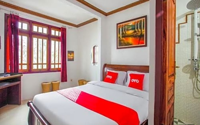 Oyo 3004 Penginapan Bromo Adi