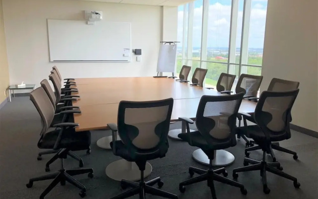 Schulich Hotel & Conference Centre