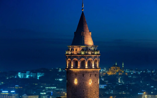 Godzilla Istanbul Hostel