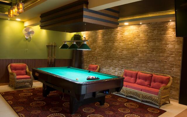 Mount Breeze Hotel