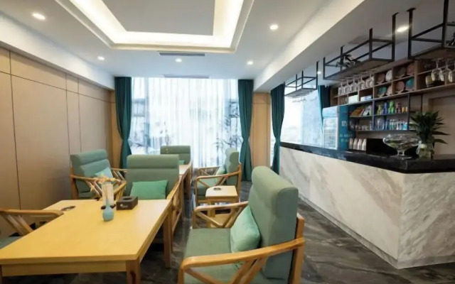 Panda Prince Hotel