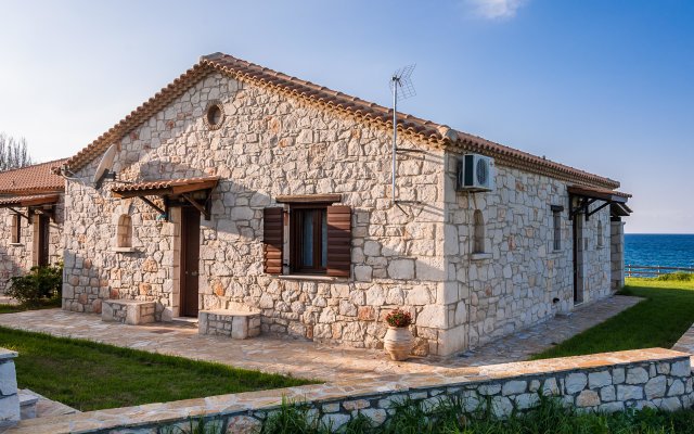 Kavos Psarou Villas