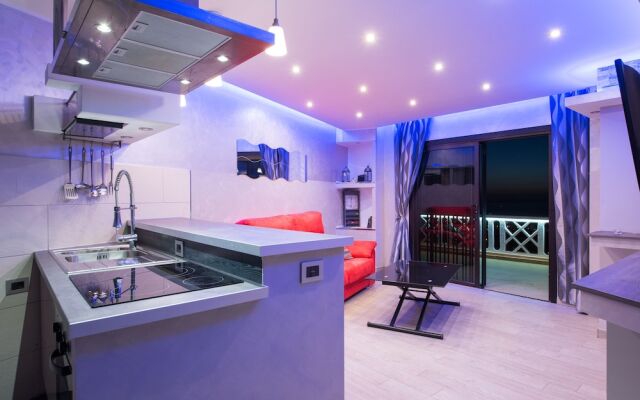 109. Romantic Apartment with Heated Pool