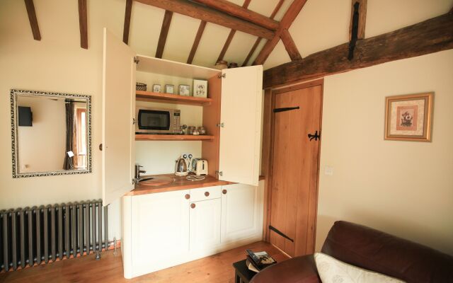 Manor Farm-MK