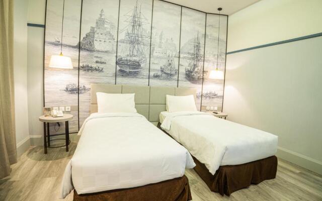 Three R Hotel