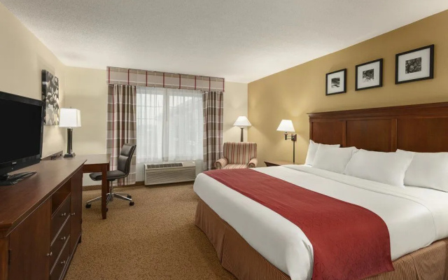 Country Inn & Suites By Carlson, Ames, IA