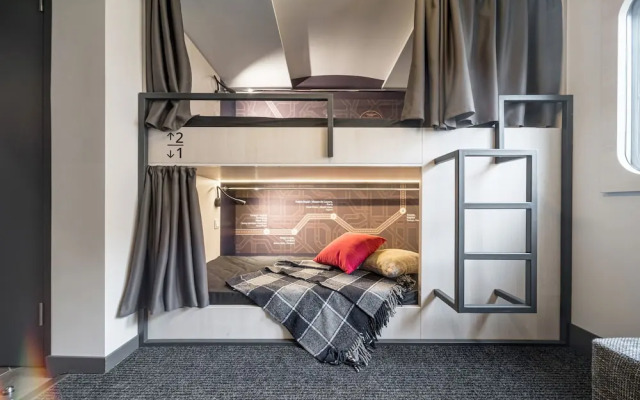 Metro Hostel