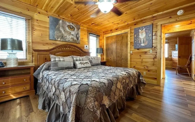 Smoky Mountain High 8 Bedroom Chalet by RedAwning
