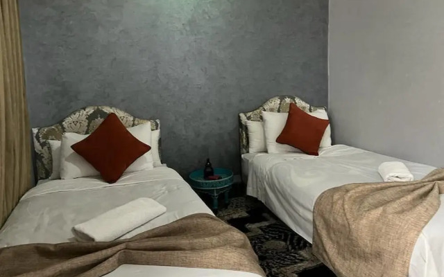 Jenna House - Hostel