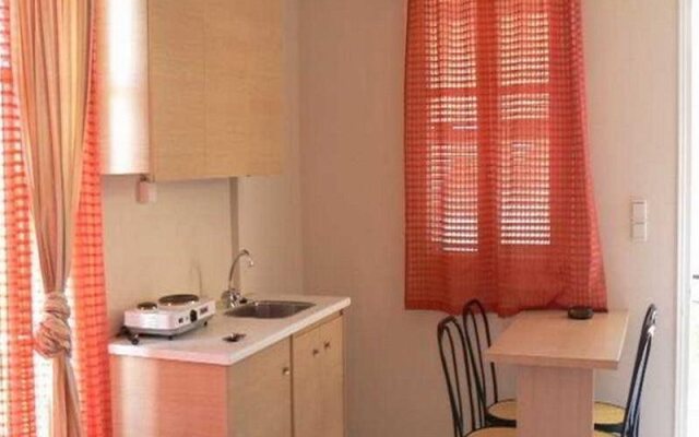 Happyland Hotel Apartments