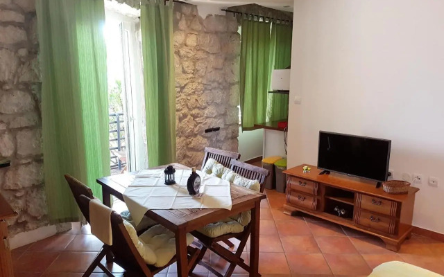 Apartments by the sea Gradac, Makarska - 6661
