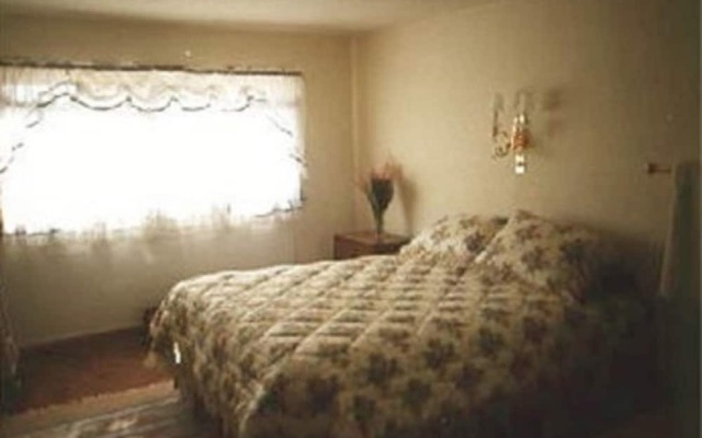 Nora Dixon Place Bed & Breakfast