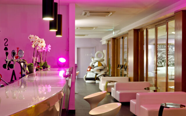 Heracles Village Hotel