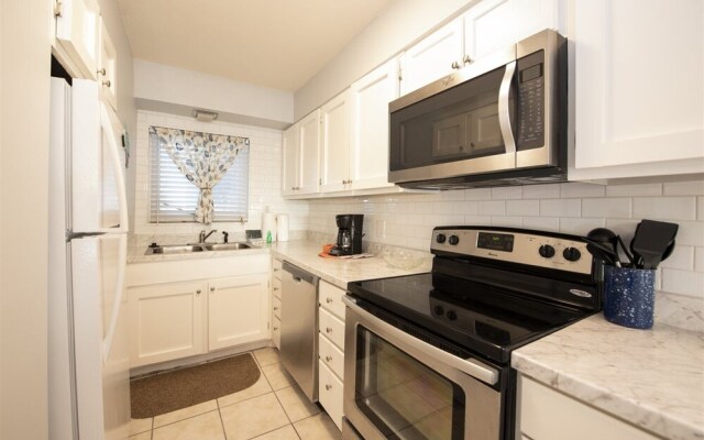 Regency Towers 320