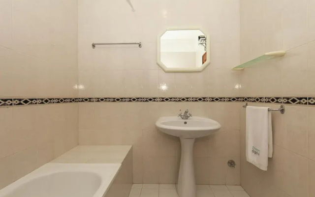 A10 Windmill 1 Bed with Pool by Dreamalgarve