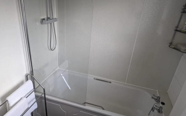 Ann St Short-term Stay, Greenock, United Kingdom