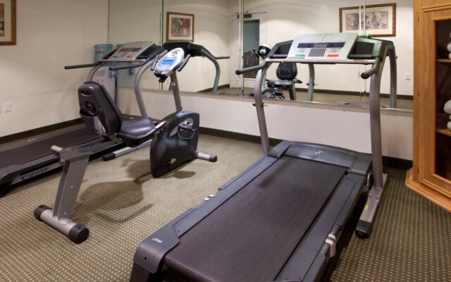 Holiday Inn Express Hotel & Suites Columbus