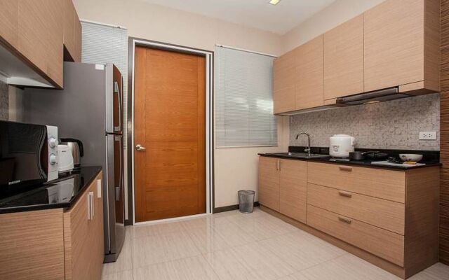 Jomtien Lamore Villa 2 Bedroom with Jacuzzi Pool