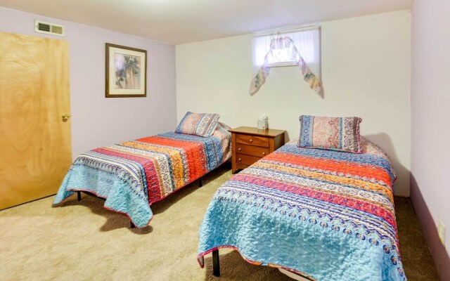 Spacious Wyoming Retreat: Fishing & Hunting