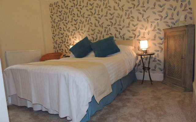Woodlands Guest House