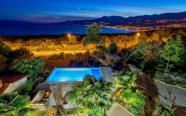 Awesome Apartment in Rijeka With Wifi and Outdoor Swimming Pool