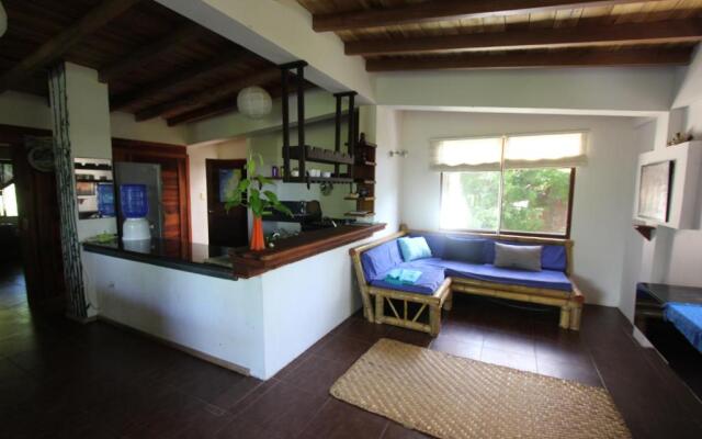 Spondylus Lodge