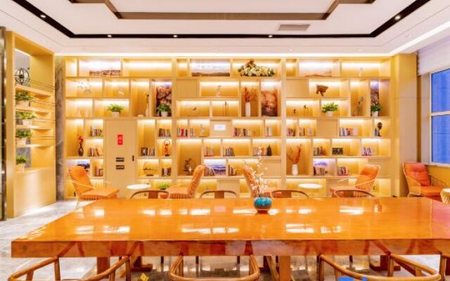 Atour Hotel,Yinhenan Street,Eye of Qingcheng,Hohhot