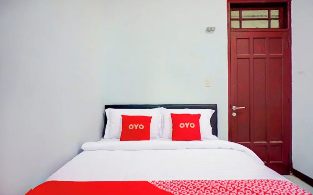 Hotel O Krakatau Near Universitas Muhammadiya Sumatra Utara ( UMSU )