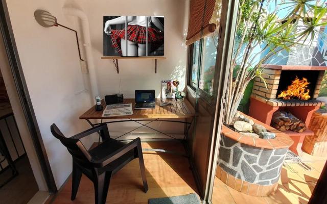Attic Terrace BBQ, Airport-Barcelona, cerca Playas Castelldefels